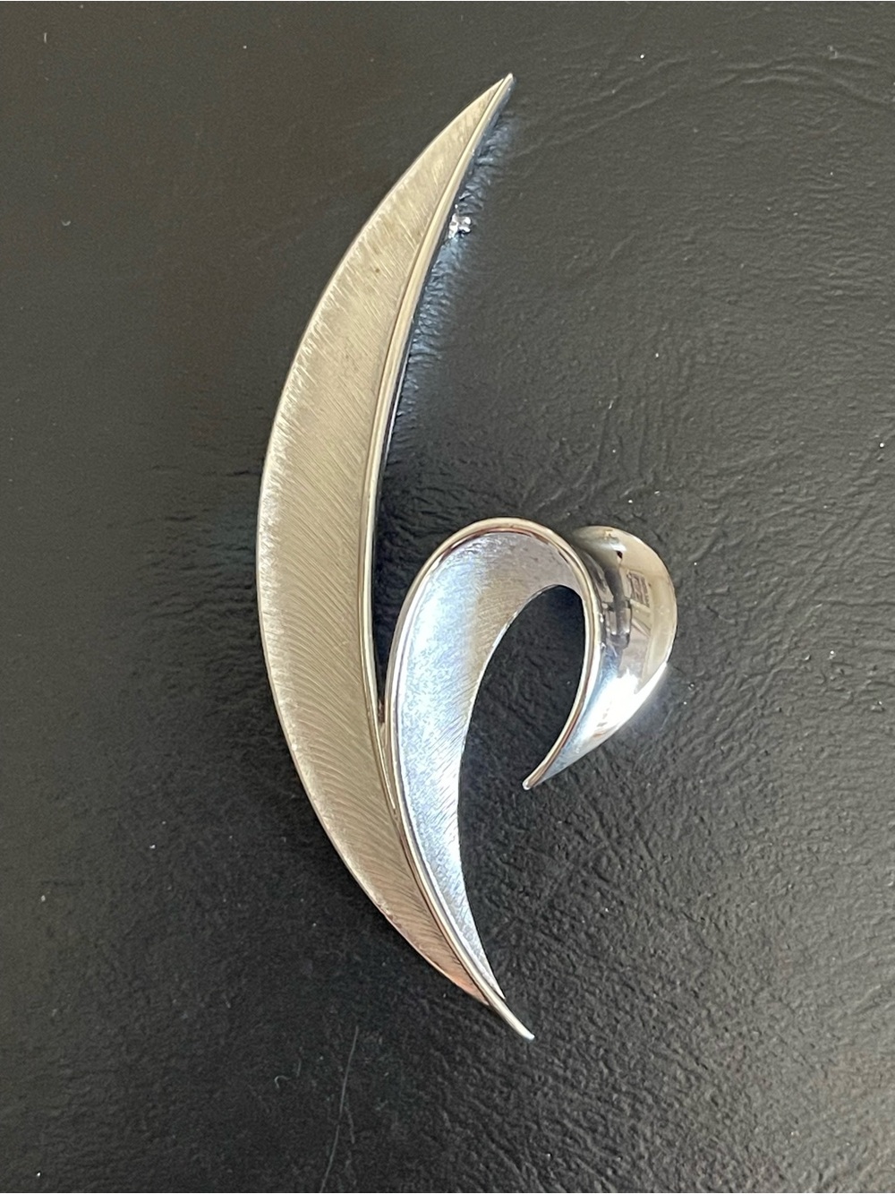 Vintage crown Trifari Silver tone Sculptural Leaf Brooch.